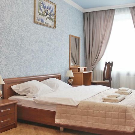 Квартира В Центрі Львова Вулиця Міцкевича 5, Простора З Гарним Видом На Місто Exterior foto